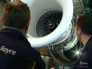 Second Qantas jet grounded after engine problems
