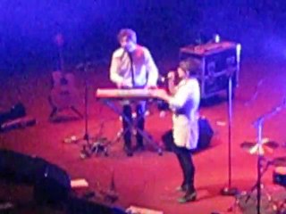 Mélanie Pain - Bruises