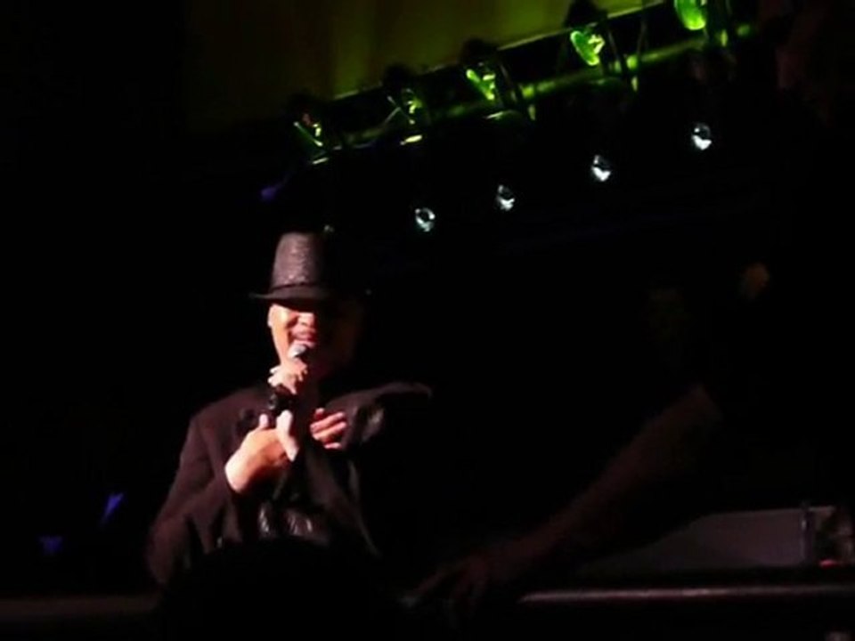 Lillo Thomas - Rubbing your body (Live Dashake 2010)