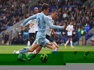 Bolton 4-2 Tottenham :Hutton, Pavlyuchenko wonder-strike