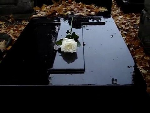 La tombe de Jacques Rigaut, cimetière Montmartre, 6 /11/2010