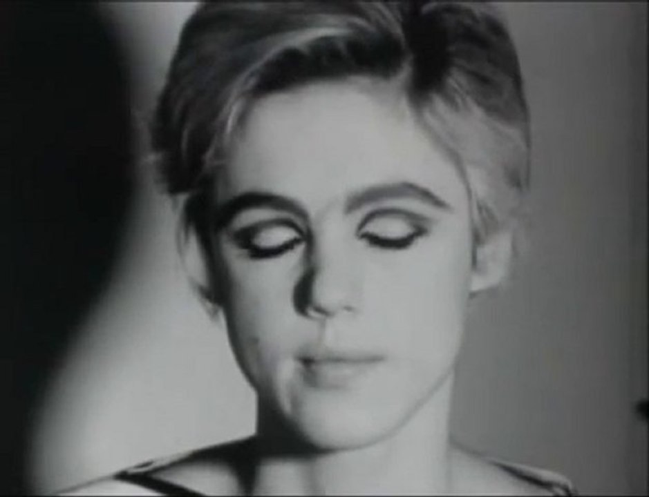 Screen Test: Edie Sedgwick - It Dont Rain in Beverly Hills