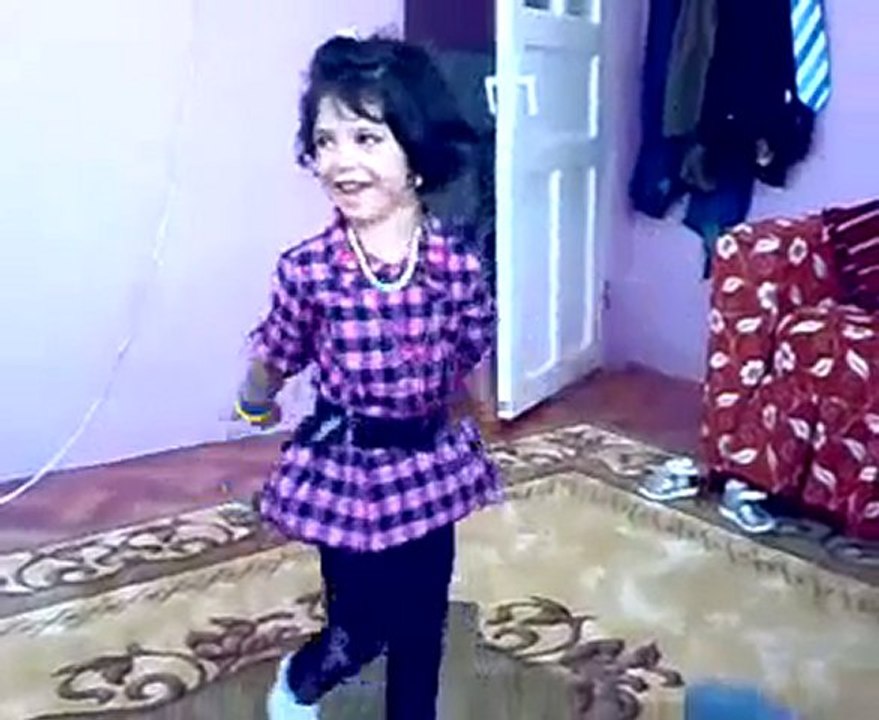 Roman Kızın Muhteşem Oyunu Mutlaka İzleyin :)