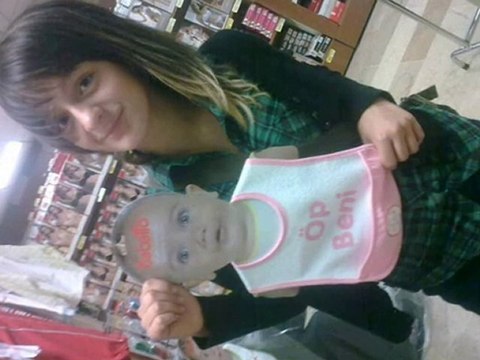 Büşra Sana Aşığım