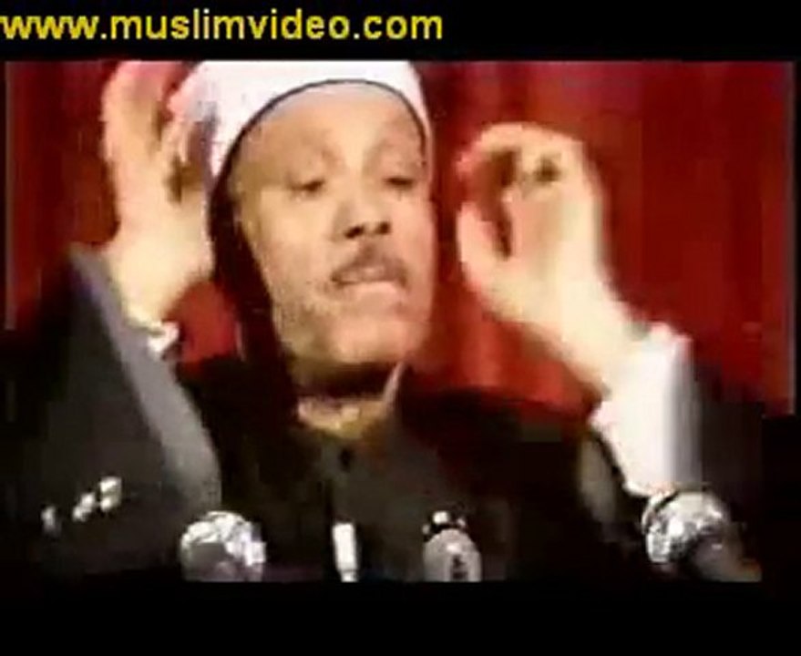 فيديو نادر لعبد الباسط يبكي من خشية الله ويتماسك- Quran