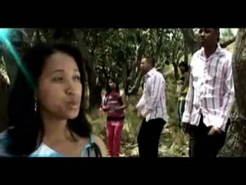 Midera anio ry Mino - Antsa an'i Kristy