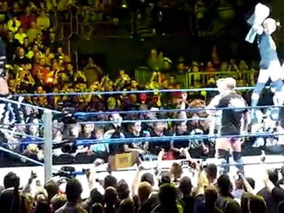 6 - Nexus Vs Hart Dynasty - WWE World Tag Team Championship