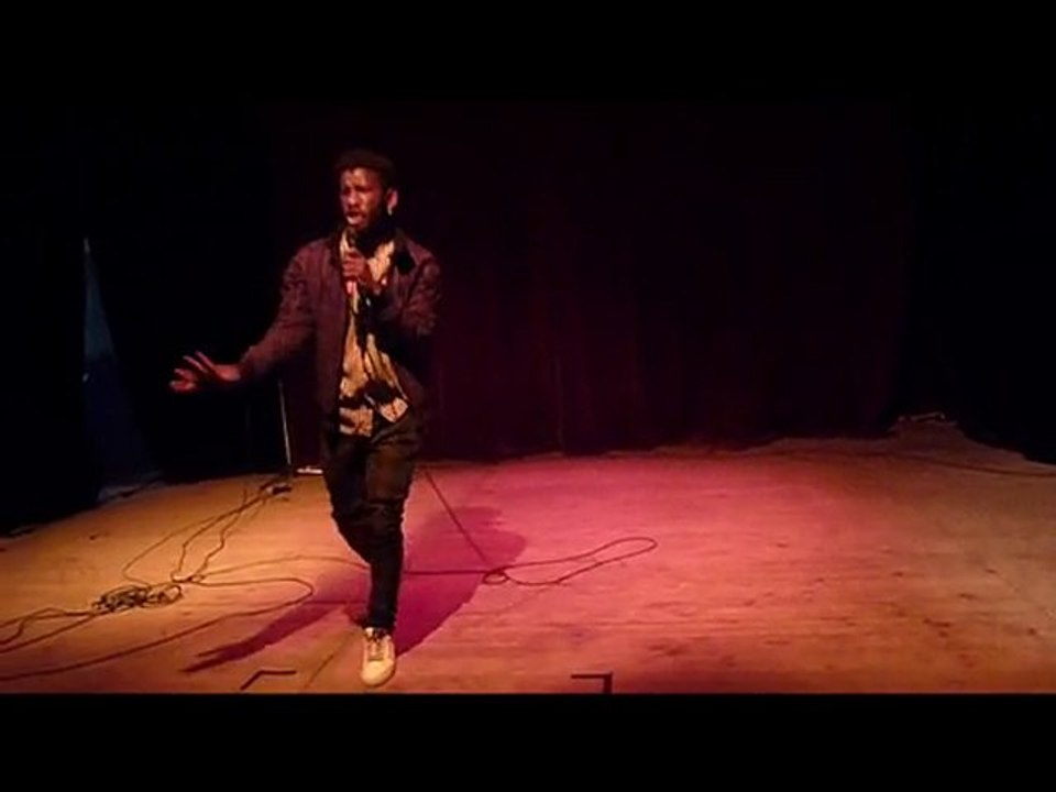 MANLOLAS FOFO NO TEATRO DA COMUNA (LISBOA)