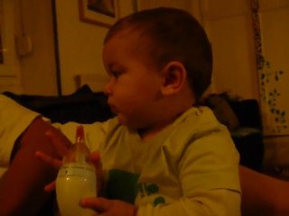 2010 11 04 - mathieu et le mouche bébé