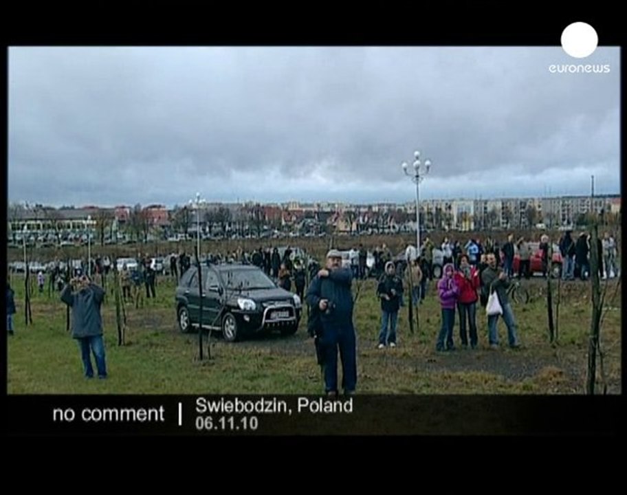 Poland finishes world's largest Jesus statue - no comment