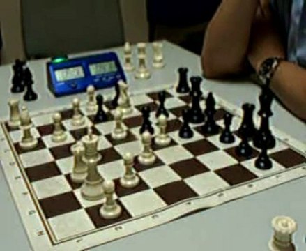 ECHECS : ROBERT 0 VS 1 BEN (COUPE 2010)