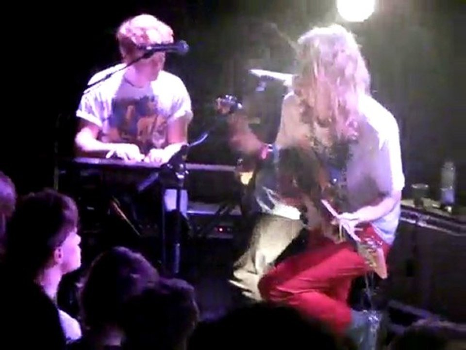 Girls - Hellhole Ratrace