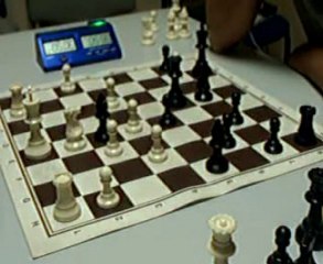 ECHECS : STAN 0 VS 1 JULIEN (COUPE 2010)