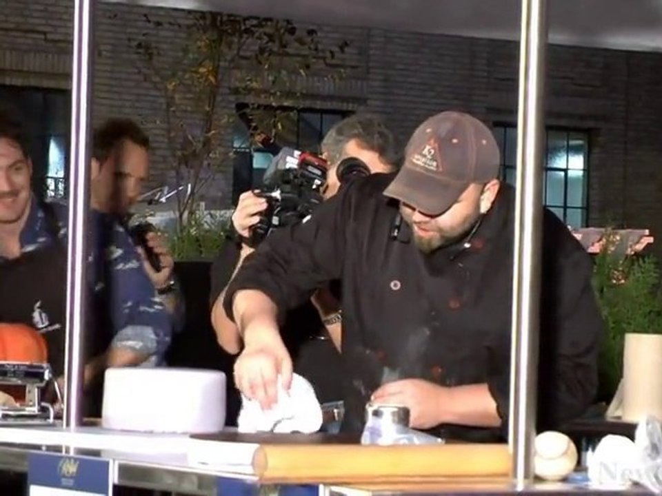 NewCa.com: 2010 Royal Agricultural Winter Fair: Royal Cake