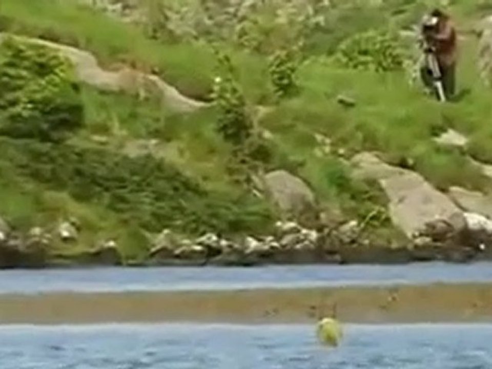 EXTRÊMEMENT IMPRESSIONNANT ! Les gens sont vraiment dingue!