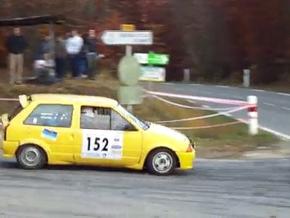 Rallye des noix de Grenoble 2010, equipage 152, epingle es 4