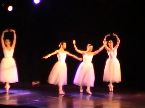 Extrait Pas de quatre