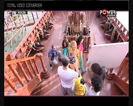 Hepsi - Harikalar Diyarı (Powertürk Kulis)