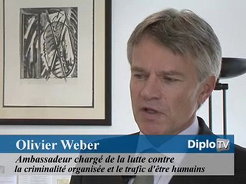 Lutte contre la criminalité organisée et le trafic d'humains