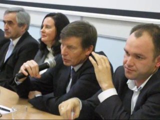 O festiwalu i Odrze Opole