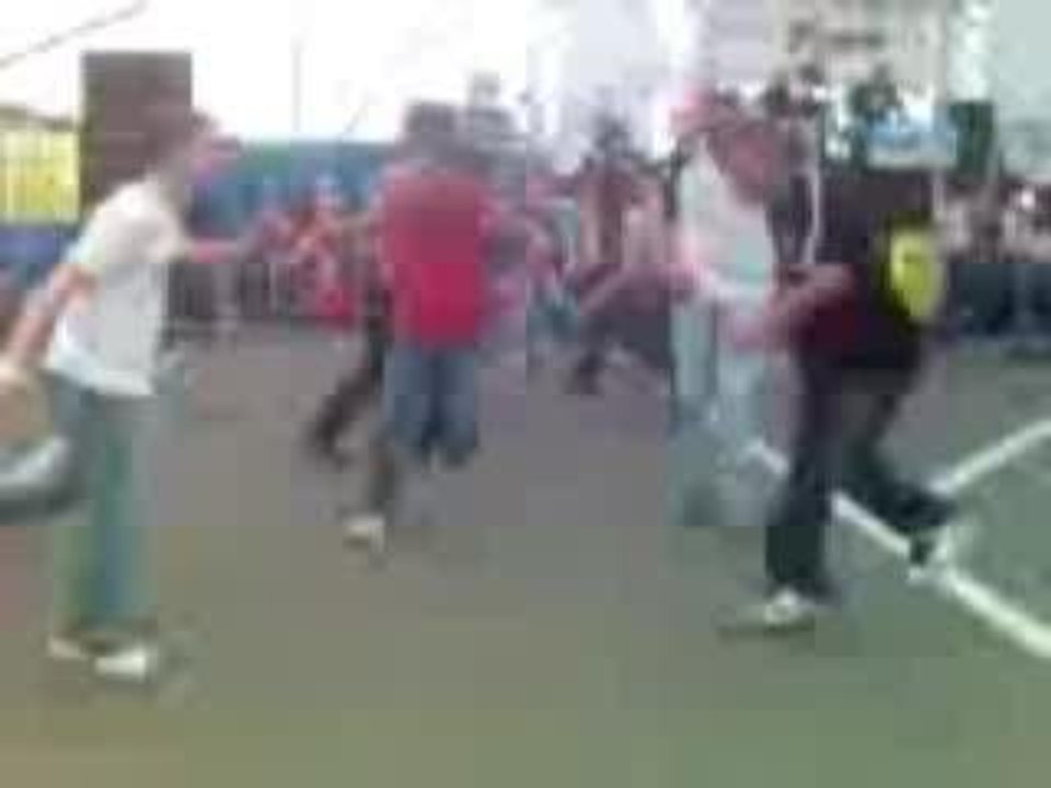 duo jumping