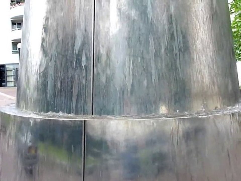 Fontaine place Edouard Charret