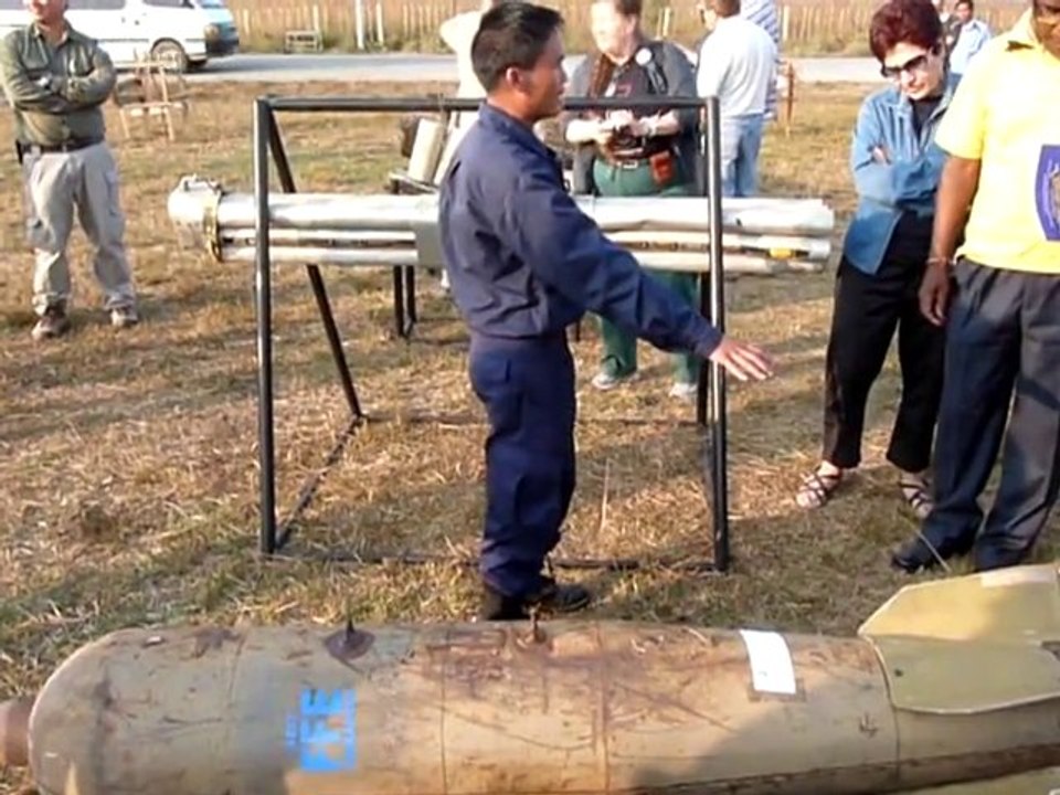 Les bombes à sous-munitions toujours mortelles au Laos