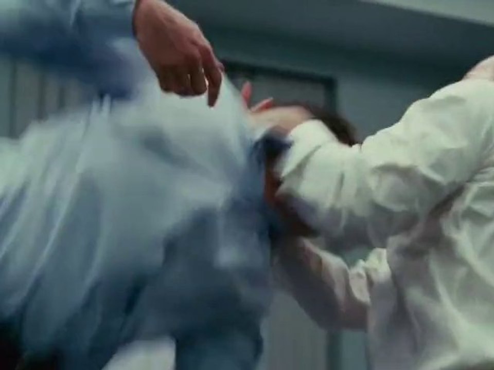 RED - Extrait #01 [VF|HD]