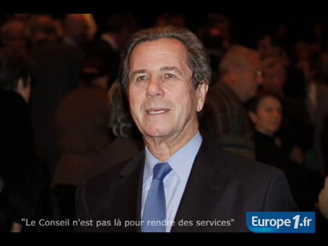 Je ne suis pas là pour rendre des services