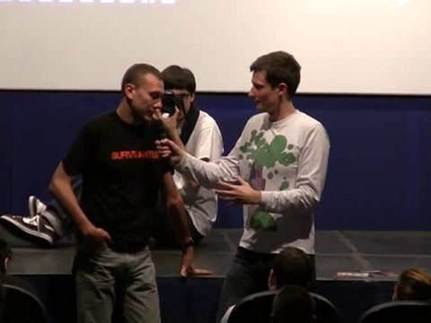 Absurde Séance Merantau + Interview V. Lecrocq