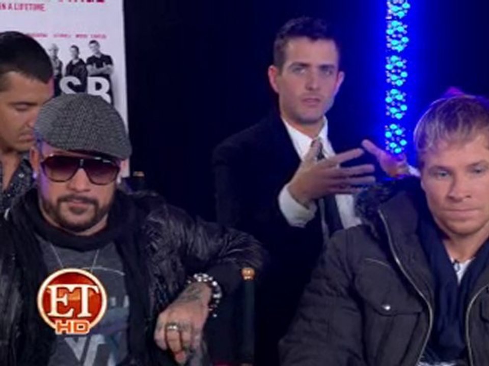 09-11-2010 - BSB y NKOTB en el programa ET