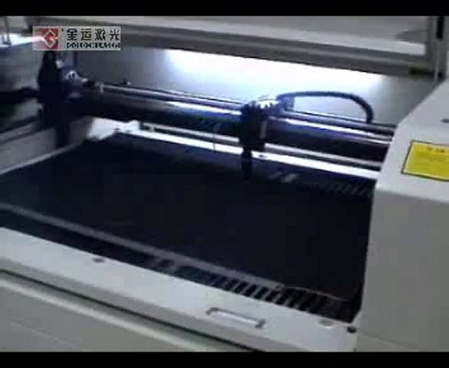 CNC Auto Cushion CO2 Laser Cutting Machine