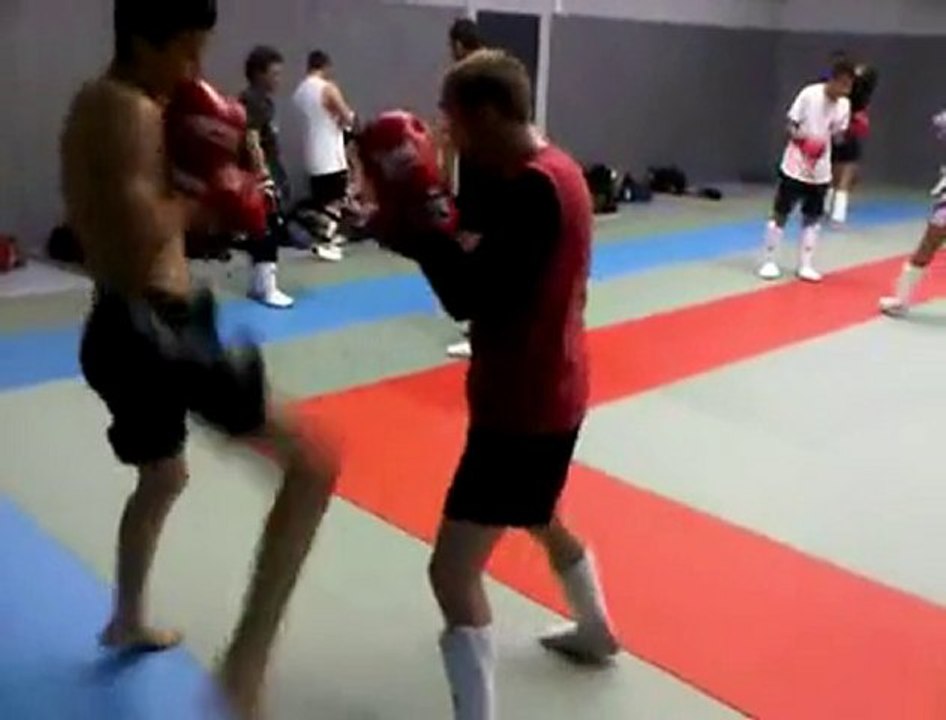 Exercices kick boxing