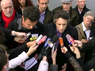 Le collectif associatif devant les médias