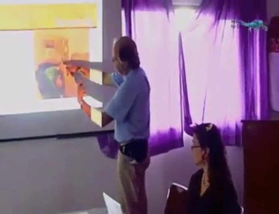 How to give bird eye drops clip beak nails Bali Vet talk #4