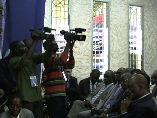 Présidentielle ivoirienne: Gbagbo se pose en "seul candidat"