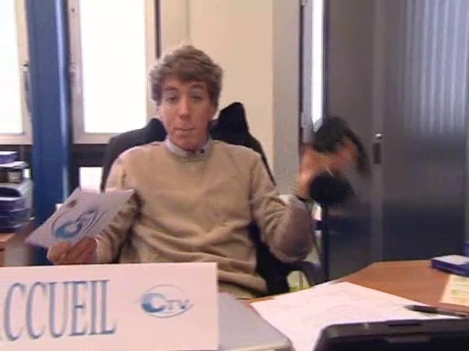 Calaisis TV : Qui s'y Frotte s'y Pique - à la queue leu leu