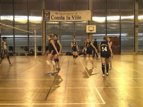 Volley R3 Combs : Match Combs vs Scuf (06.11.2010) Partie 1