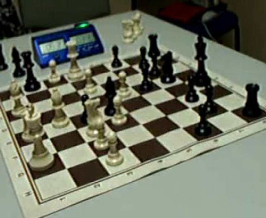 ECHECS : STEPH 1 VS 0 STAN (CLASSE A 2010)