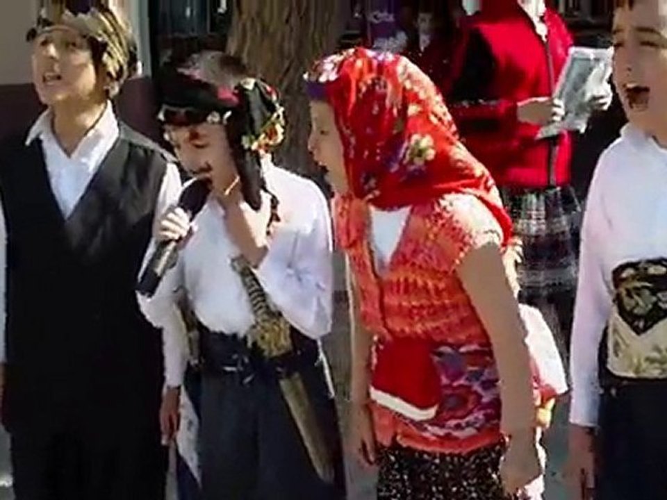 Asım Eren İlköğretim Okulu "29 Ekim Coşkusu"