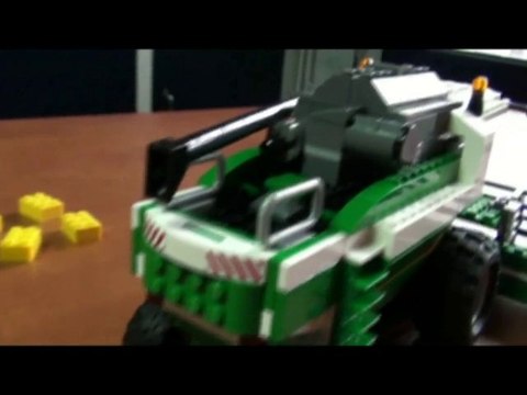 7636 La moissonneuse batteuse