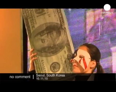 Hundreds protest in Seoul outside the G20... - no comment