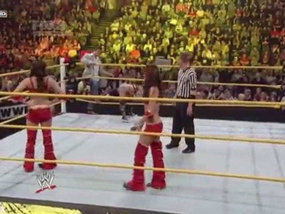 WWE NXT 11/9/10 Part 2/4 (HDTV)