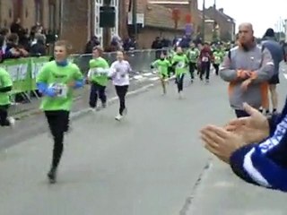 Course du Souvenir Ploegsteert 2010 - Arrivée 1km enfants
