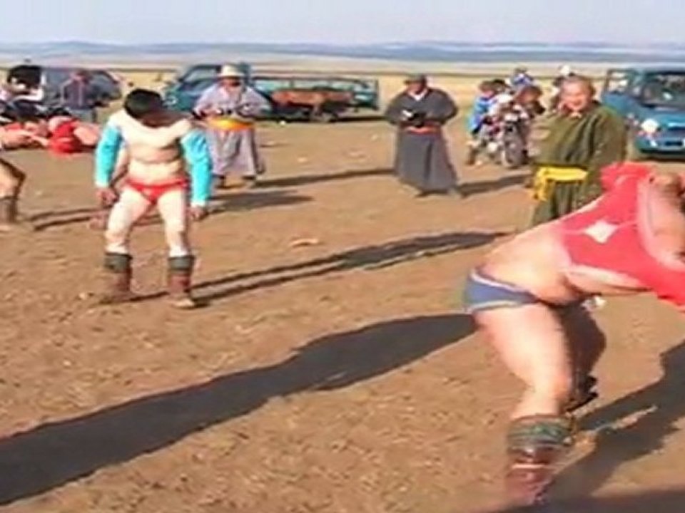 Naadam : tournoi de lutte mongole