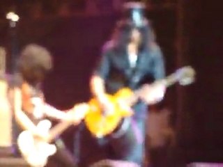 " Sweet Child O'Mine" - Slash in Super Rock 2011