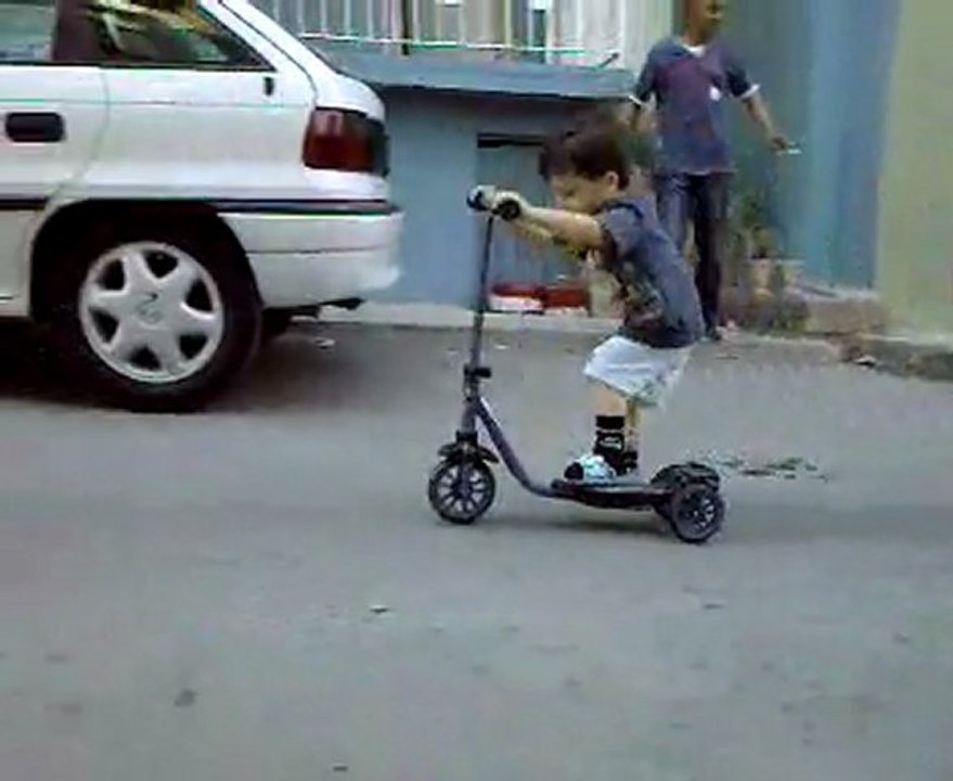 omer faruk skutur biniyor