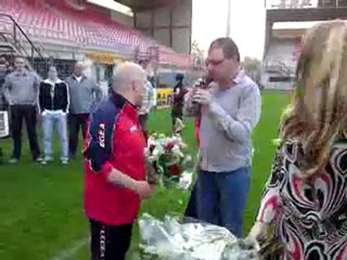 Bonno van der Putten, De spelersvrouwen en een emotionele Roger