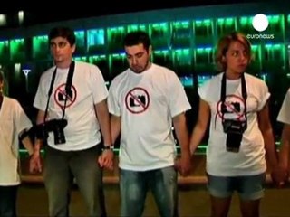 Prisión preventiva para los fotógrafos detenidos en...
