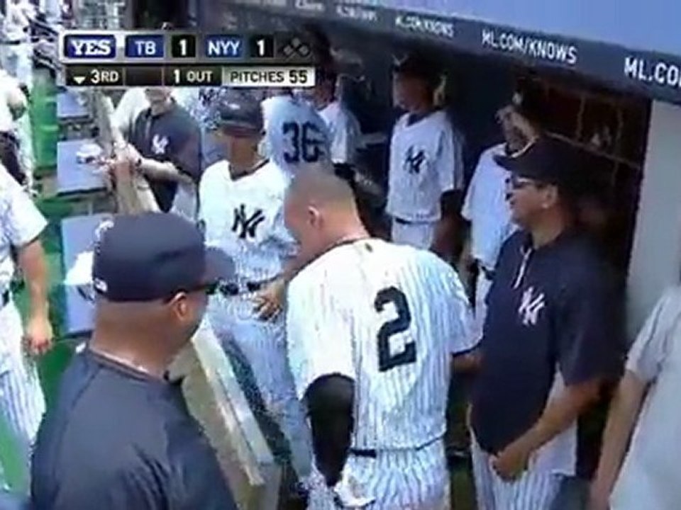 Derek Jeter conectó hit 3000